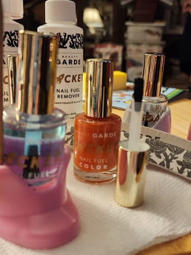 Customer photo review of Rocket Nail Color - Coralicious