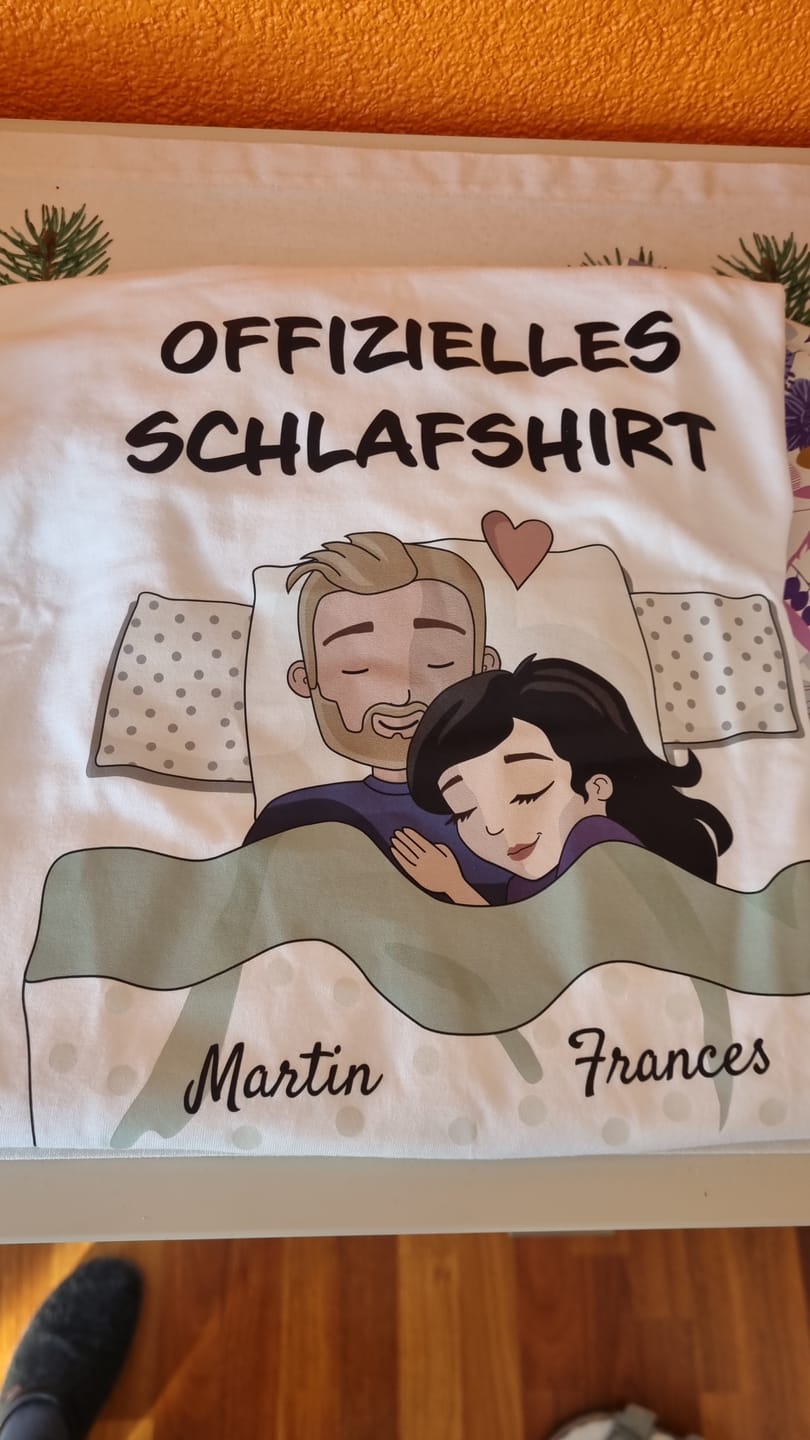 Customer photo review of Schlafmützen - Personalisiertes T-Shirt