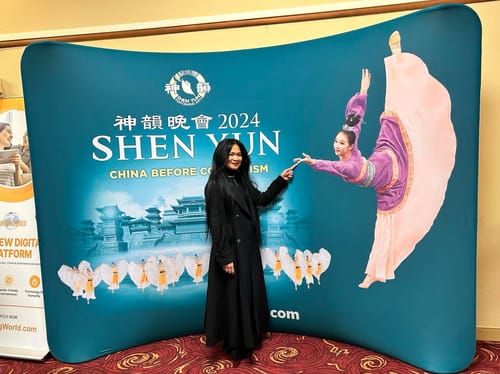 Customer photo review of Swing a line long wool coat women 4701