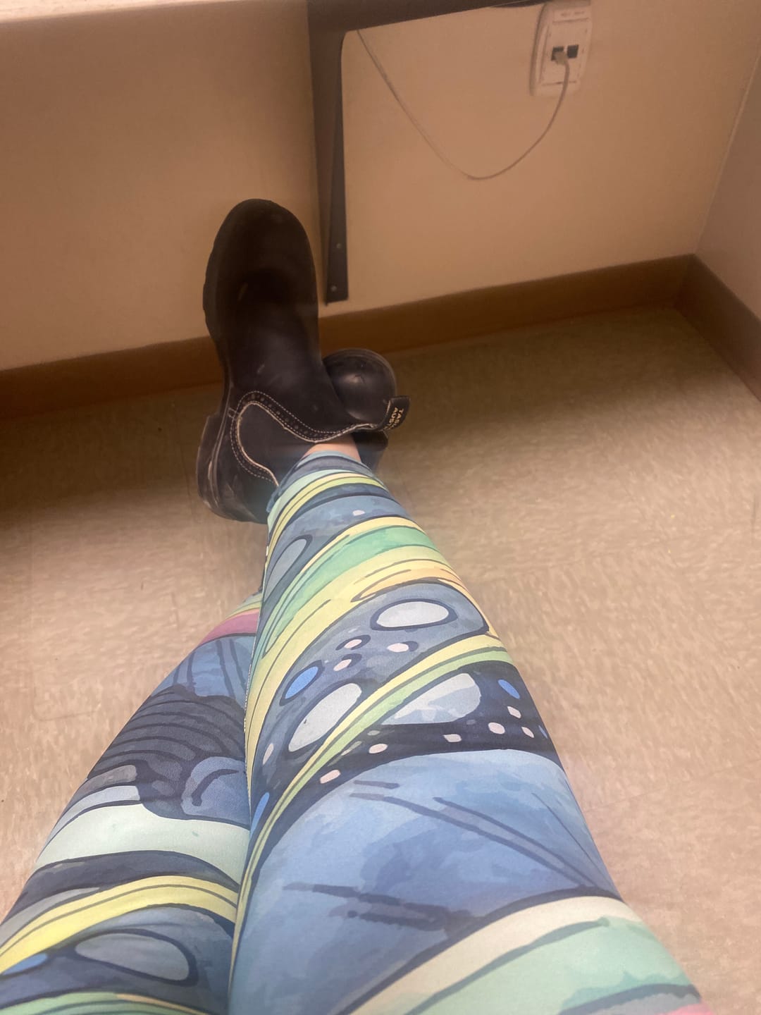 Customer photo review of REDtro Salmon Signature Leggings