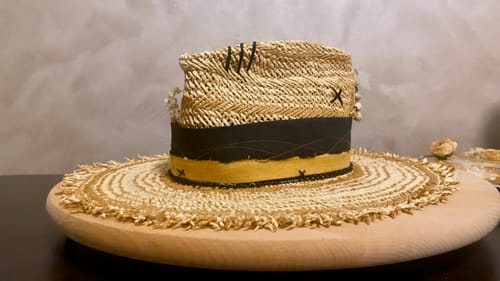 Customer photo review of Biscuit Natural Interwoven Paper Hood HF054