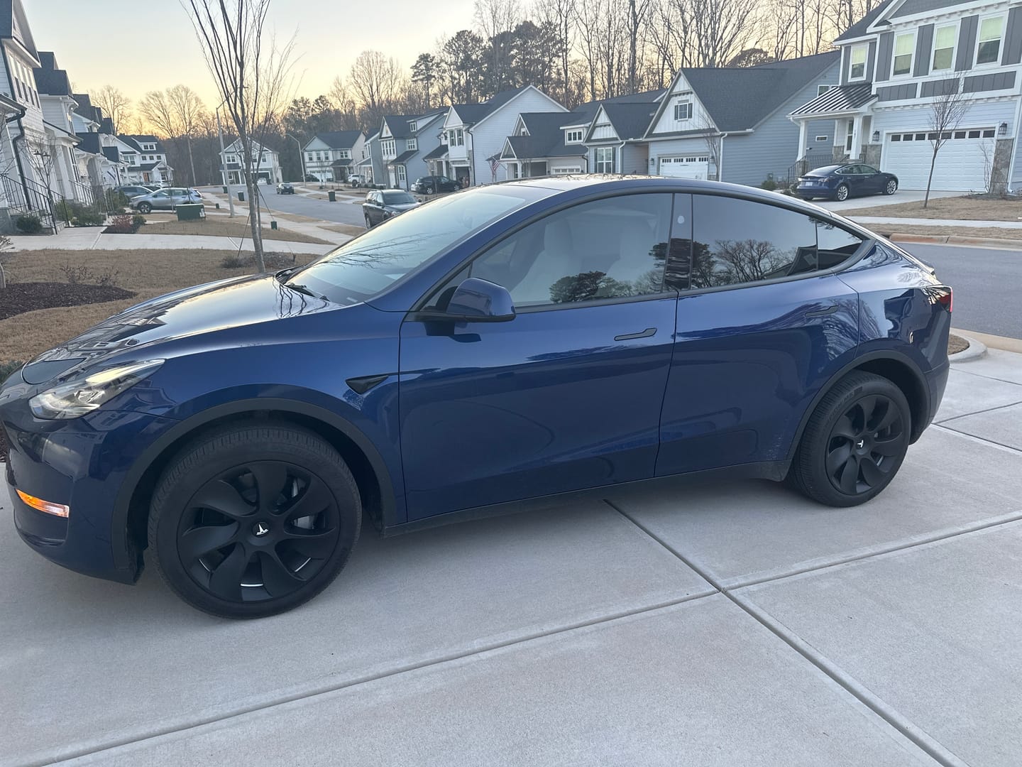 Customer photo review of TESPLUS 19'' Induction Style Wheel Cover for Model Y