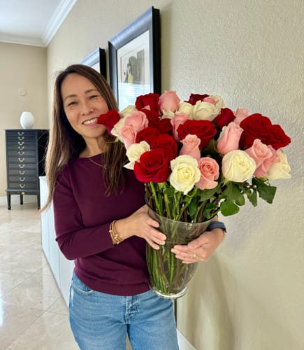 Customer photo review of Red Deluxe Bouquet