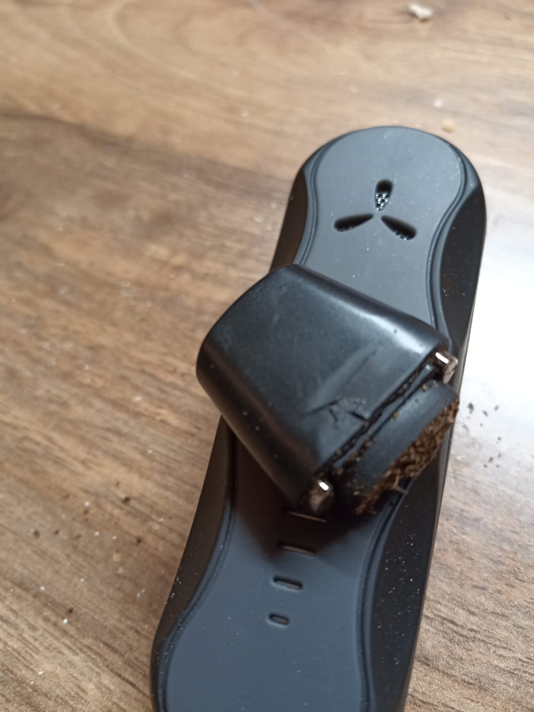 Customer photo review of XS GO VAPORIZER | Dry Herb – Ultra-Portable Vape – Ergonomic Design, Built-in Tools for Easy Use