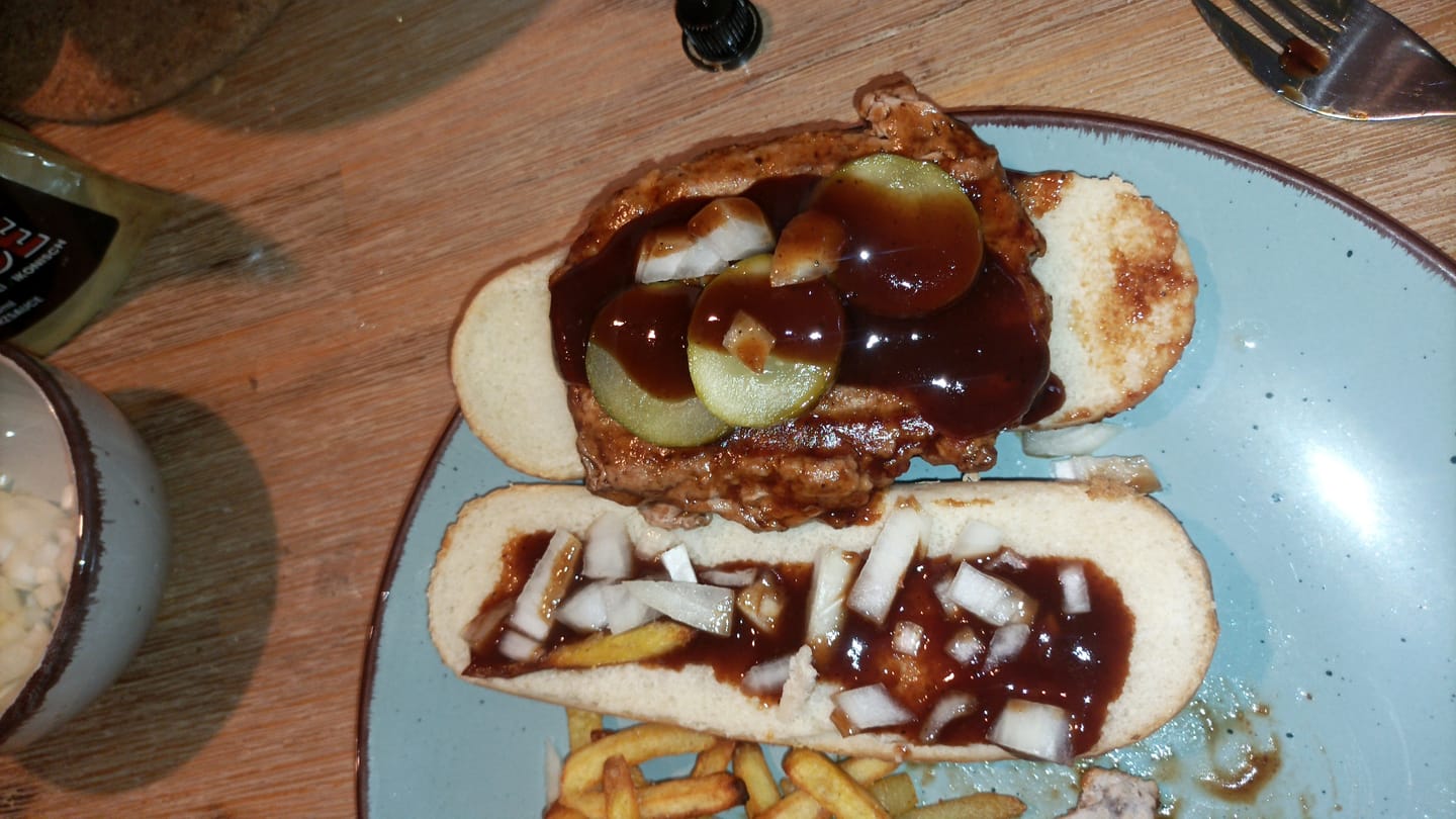 Customer photo review of ST1CKY ADD1CT Burger Sauce 500ml