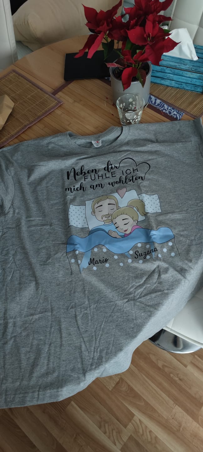 Customer photo review of Schlafmützen - Personalisiertes T-Shirt