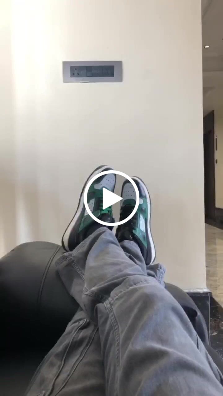 Customer video review of ASH Black Green