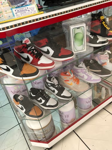 Customer photo review of Tenis Retro 1 Bandera Blanco Verde