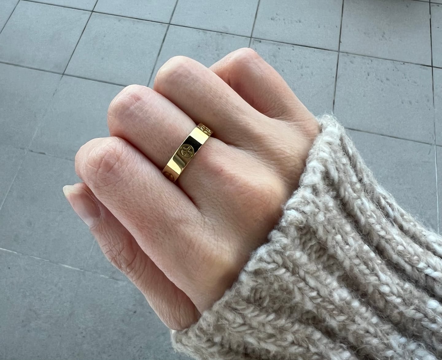 Customer photo review of Timeless Affection Ring 14 Karat vergoldet