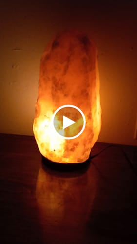 Customer video review of Natural Pink Himalayan Salt Lamp 25-30 Lbs