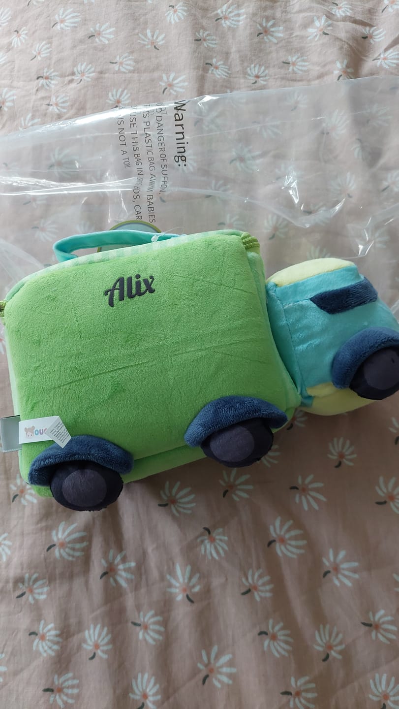 Customer photo review of Personnalisée Premier Ensemble de Jouet Sonore en Peluche de Voitures pour Bébé
