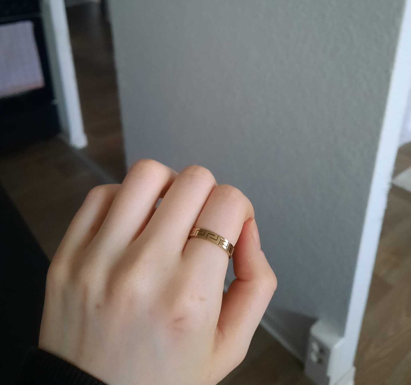 Customer photo review of Troja Ring | 18K vergoldet