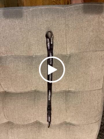Customer video review of HolStrength Lanyard