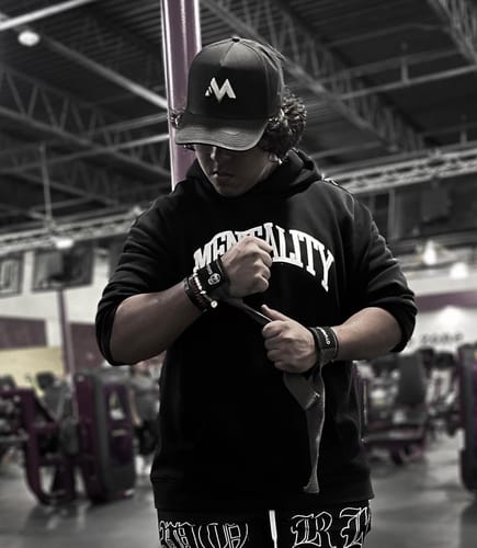 Customer photo review of MENTALITY VARSITY HOODIE - BLACK