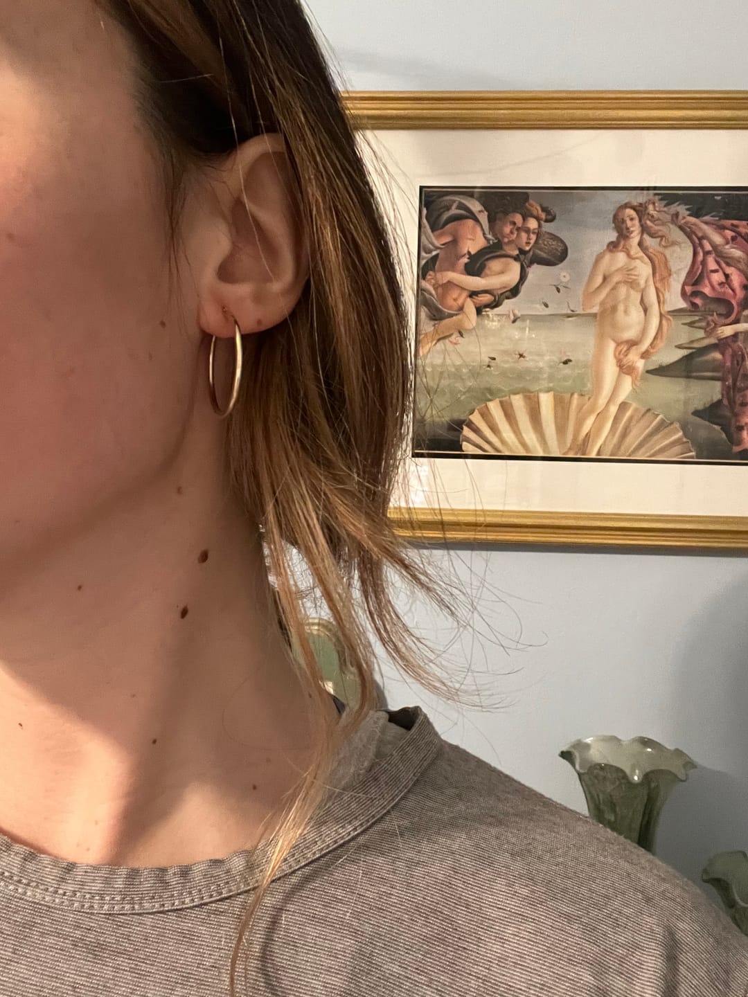 Customer photo review of Single Replacement 14k Yellow Gold Classic Hoop Earrings, 2mm