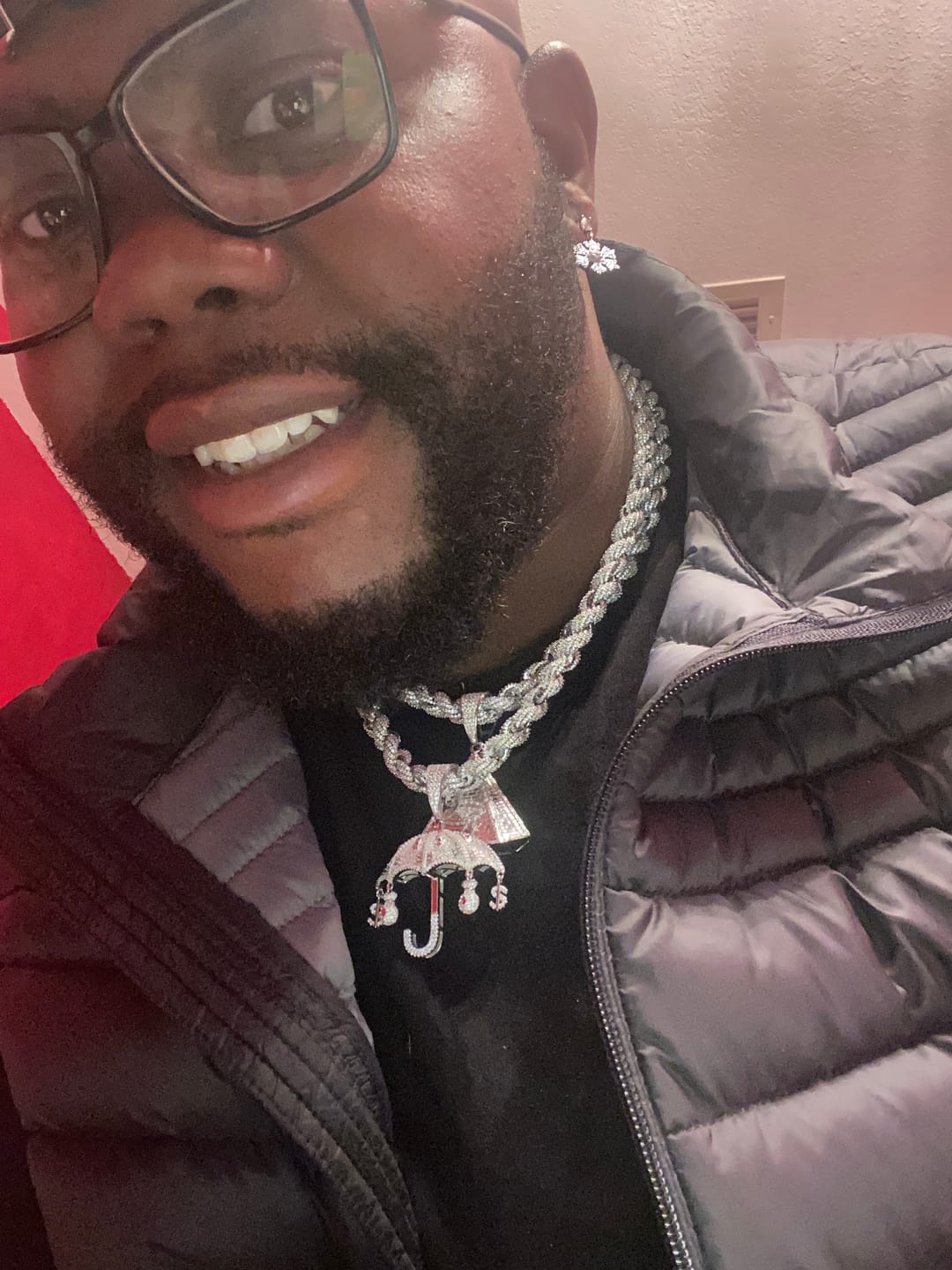 Customer photo review of 8mm Premium Thick Iced Out Rope Chain