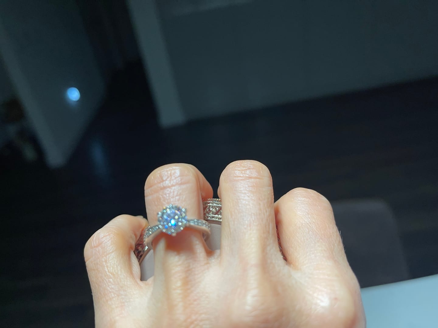 Customer photo review of Brilliant 2 CT Moissanite Ring Set