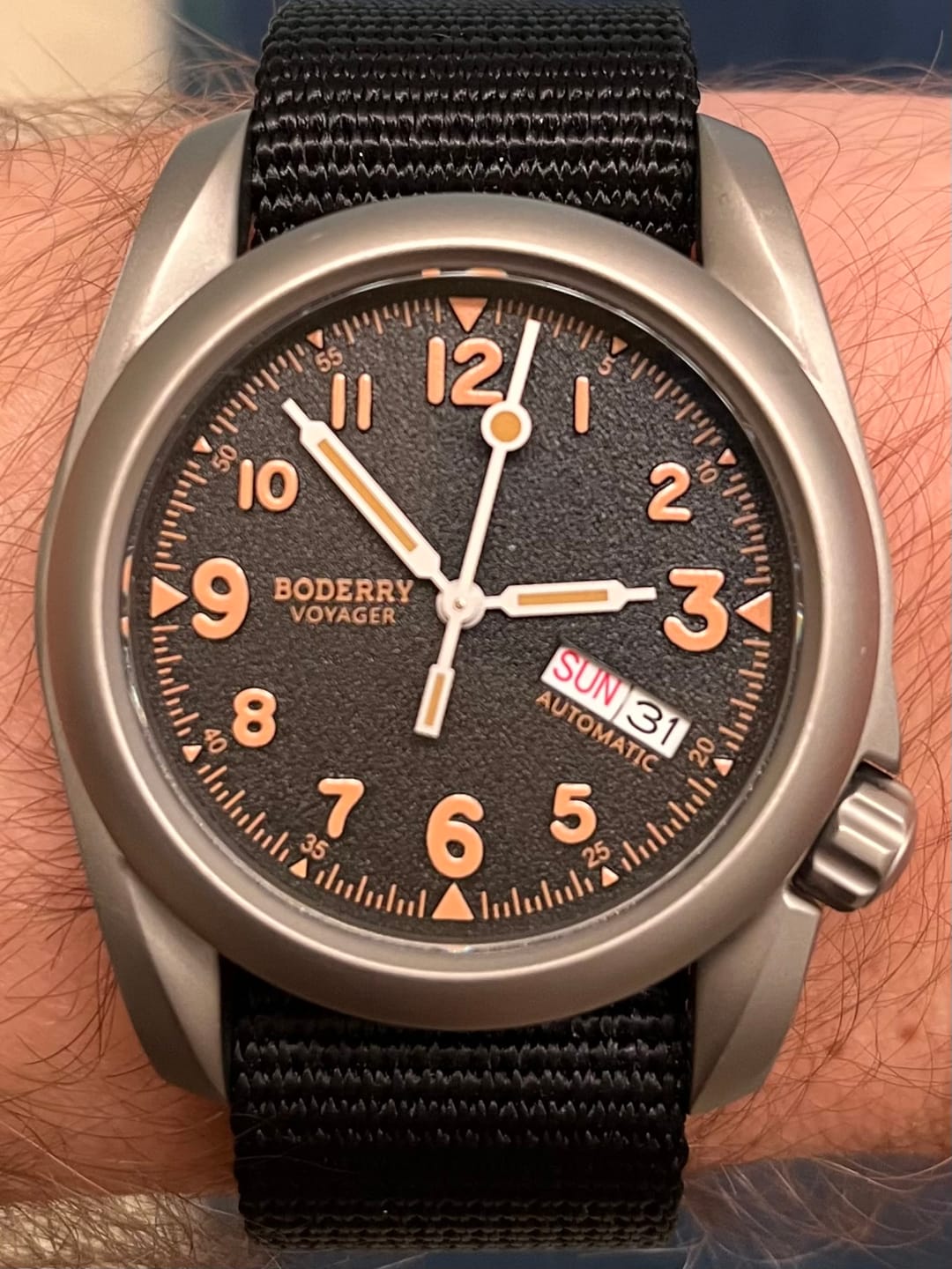 Customer photo review of VOYAGER - 100M Waterproof Titanium Automatic Field Watch | Volcanic Gray-Day,Date