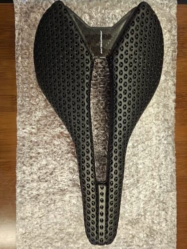 Customer photo review of CarbonX Bicycle Saddle - ExtremLight 170g - 3D Printed Seat Cushion - Breathable