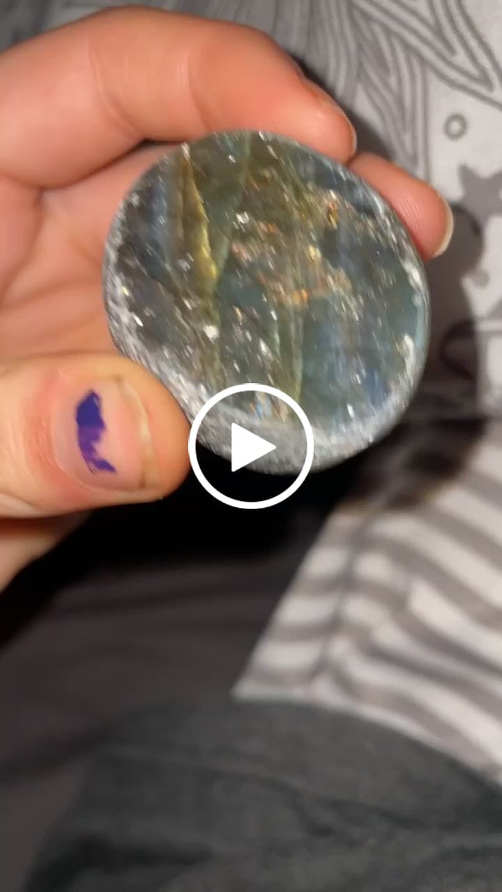 Customer video review of Labradorite - Rough egg