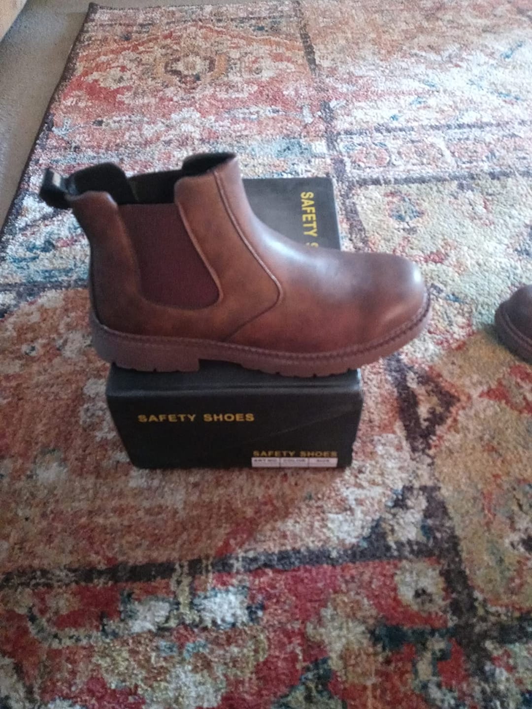 Customer photo review of Chaussures de Sécurité Sans Lacets QuickFIT