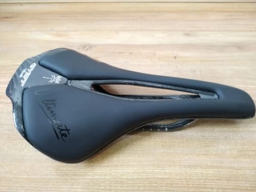 Customer photo review of CarbonX Ultimate - Super Ultralight Carbon Saddle - Black - 115g