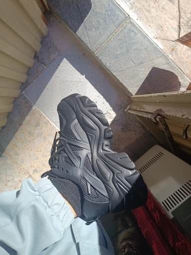 Customer photo review of Chaussures de Sécurité Invisibles AirSTL