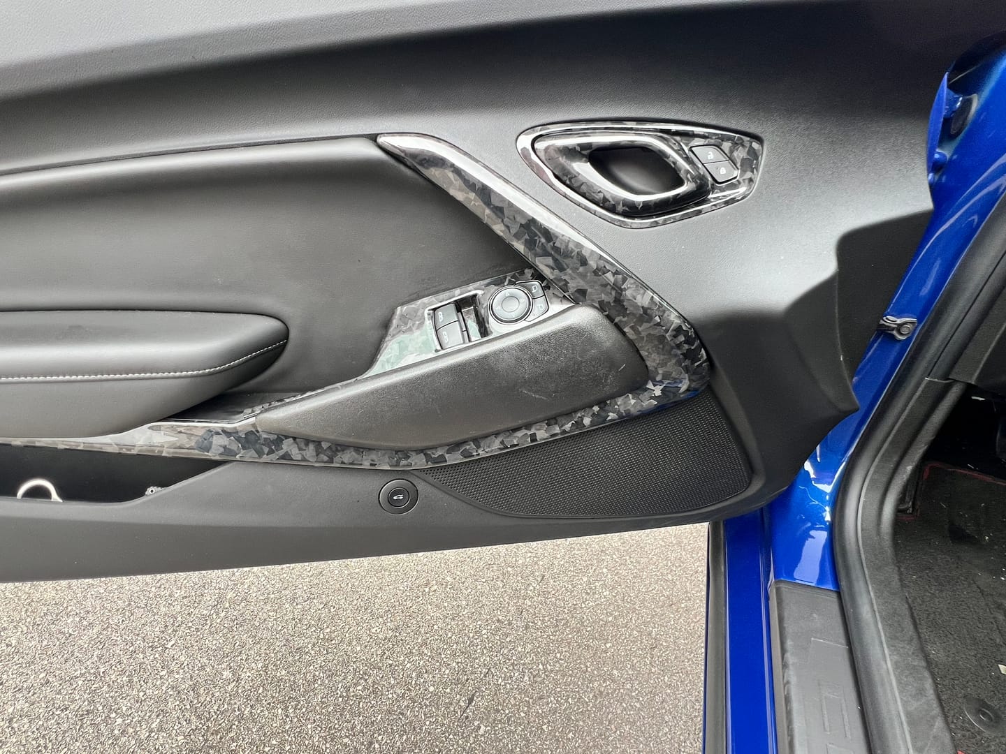 Customer photo review of 2016-2024 Camaro Real Carbon Fiber Interior Door Panel Chrome Trim Cover