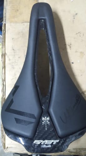 Customer photo review of CarbonX Ultimate - Super Ultralight Carbon Saddle - Black - 115g