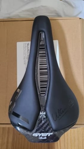 Customer photo review of CarbonX Ultimate - Super Ultralight Carbon Saddle - Black - 115g