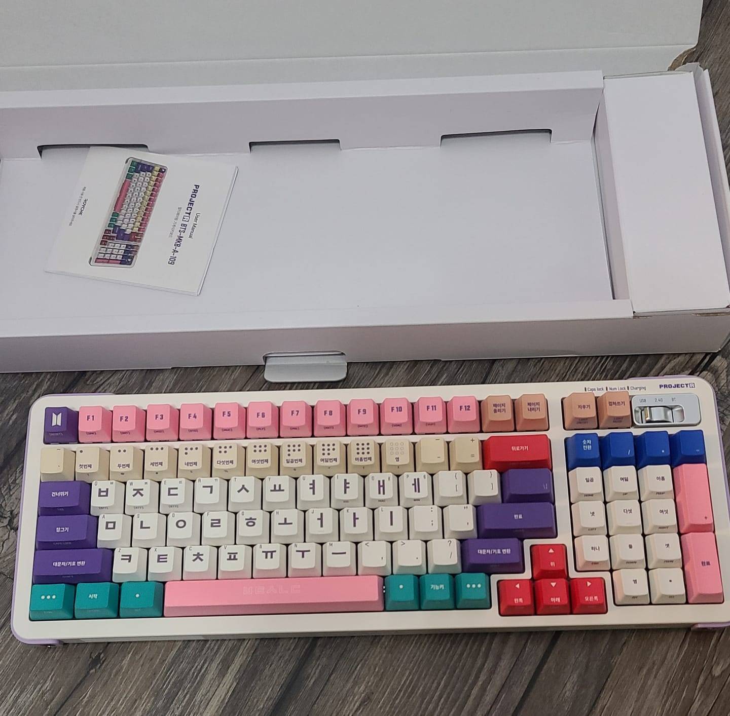 Customer photo review of BTS HANGUL EDITION KEYBOARD