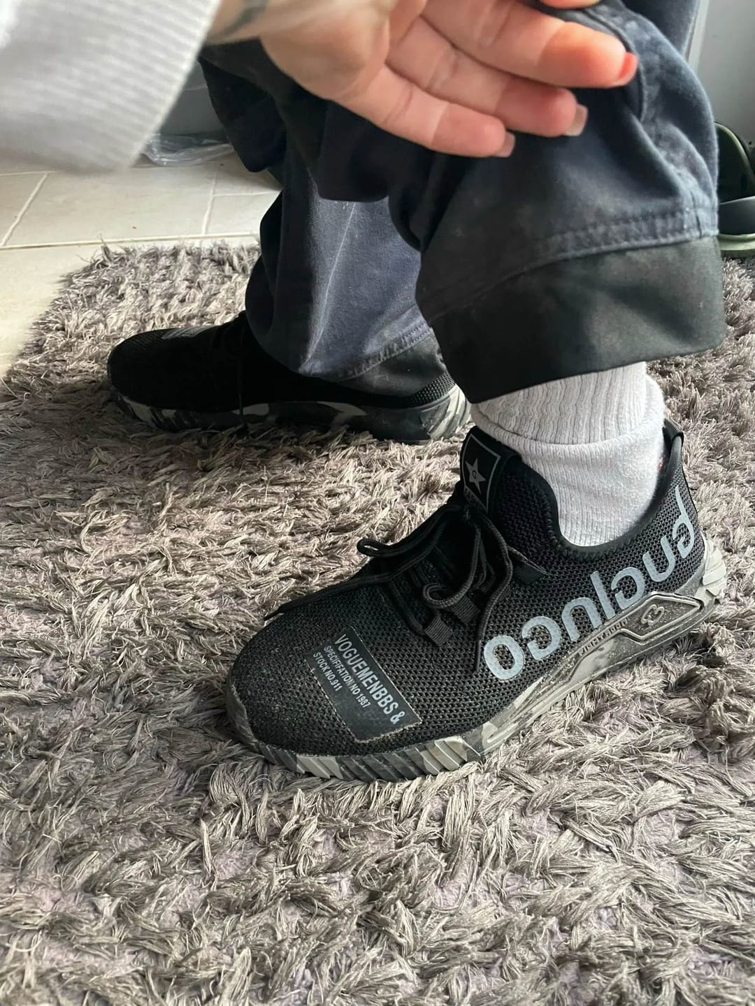 Customer photo review of Chaussures de Sécurité Légères AquaLITE