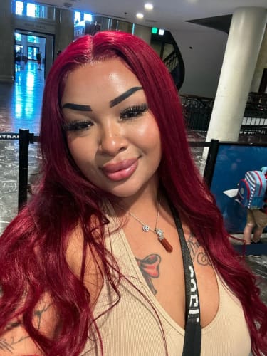 Customer photo review of 99J Wig Silky Straight Burgundy 13×4 Transparent Lace Front Human Hair Wigs Pre Plucked