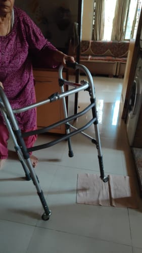 Customer photo review of Dura Max Walker with Wheels | (Aluminium) Foldable Walking Aid | Adjustable Height  | Light Weight | With Premium Grade Rubber Shoes and PVC Grip (Grey)