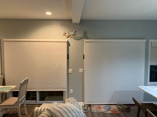 Customer photo review of SmartWings Motorized Light Filtering Roller Shades 70% Blackout Linen