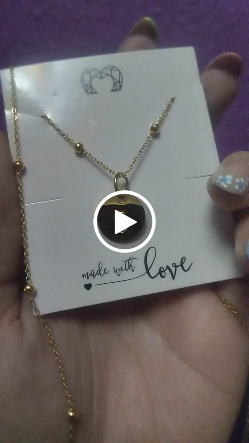 Customer video review of Collar Círculo Inicial