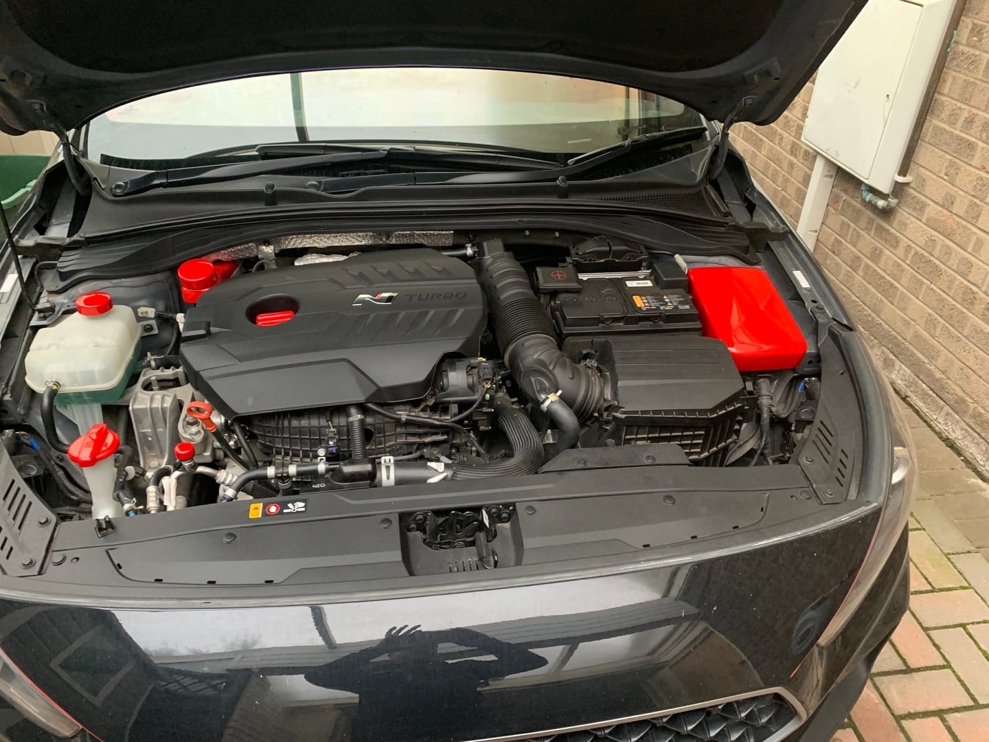 Customer photo review of Proform Oil Cap Cover - Hyundai i30 / Kona N / Veloster N (Plastic Finishes)