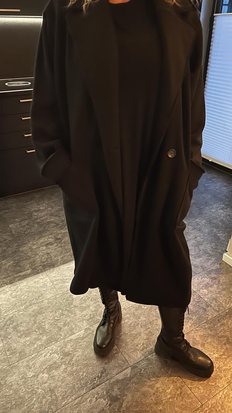 Customer photo review of MONDY.K Oversize Sweatmantel