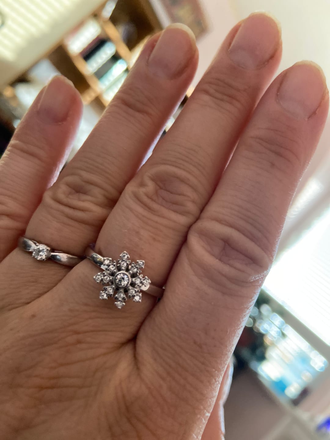 Customer photo review of Bague d'Anxiété Ajustable - SNOW