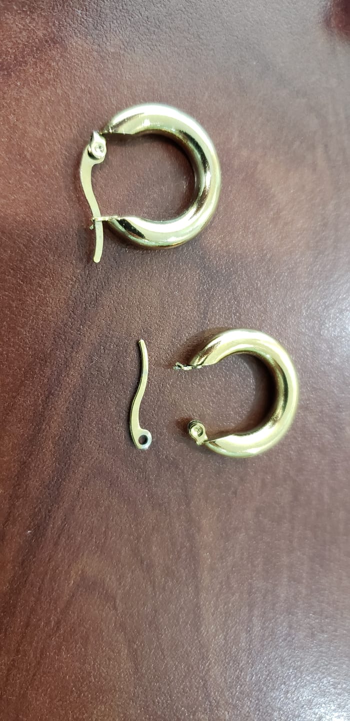 Customer photo review of Aretes Olivia