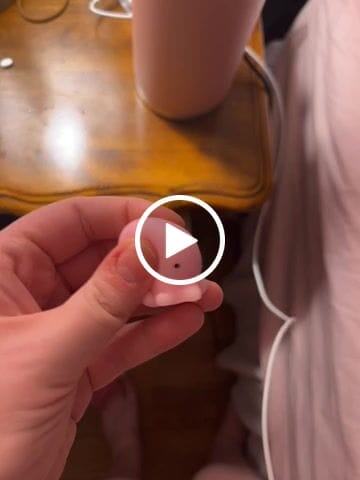 Customer video review of Cute Mochi Squishy