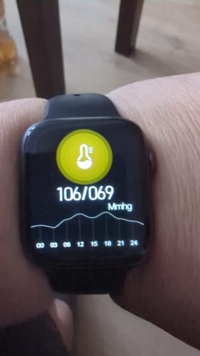 Customer photo review of Smartwatch Justin mit umfassenden Gesundheitsfeatures / IP67 Wasserdichtigkeit / 35 Tage Akkulaufzeit / 100 Sportmodi