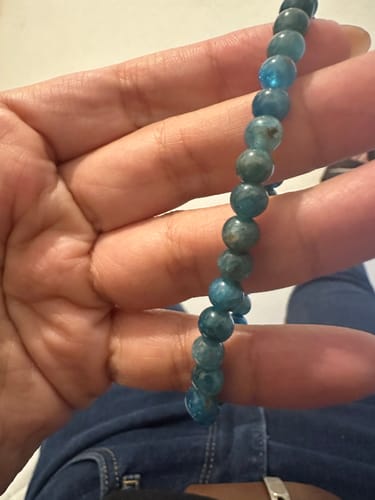 Customer photo review of Pulsera Apatita Azul (6 mm)