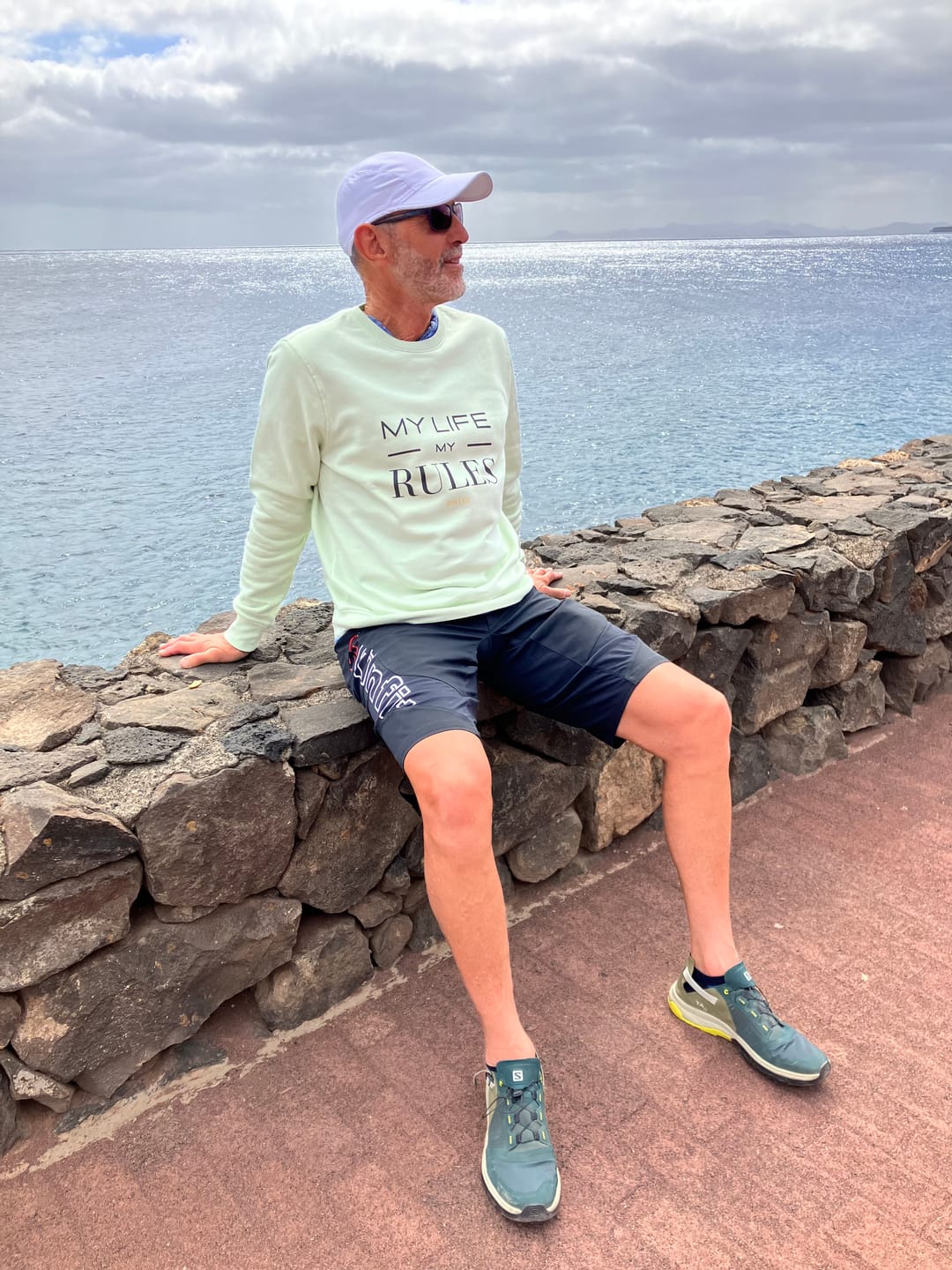 Customer photo review of Bio Sweatshirt Unisex "MY LIFE MY RULES"