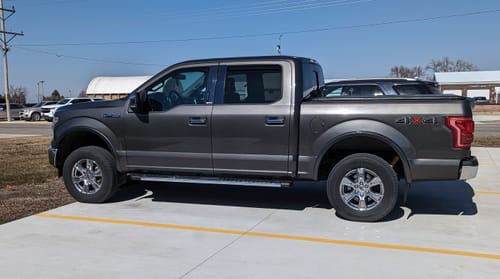 Customer photo review of 2004-2025 Ford F150 1.5" Front Leveling Lift Kit suspension strut spacers