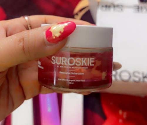 Customer photo review of Rose Glass Skin Mist