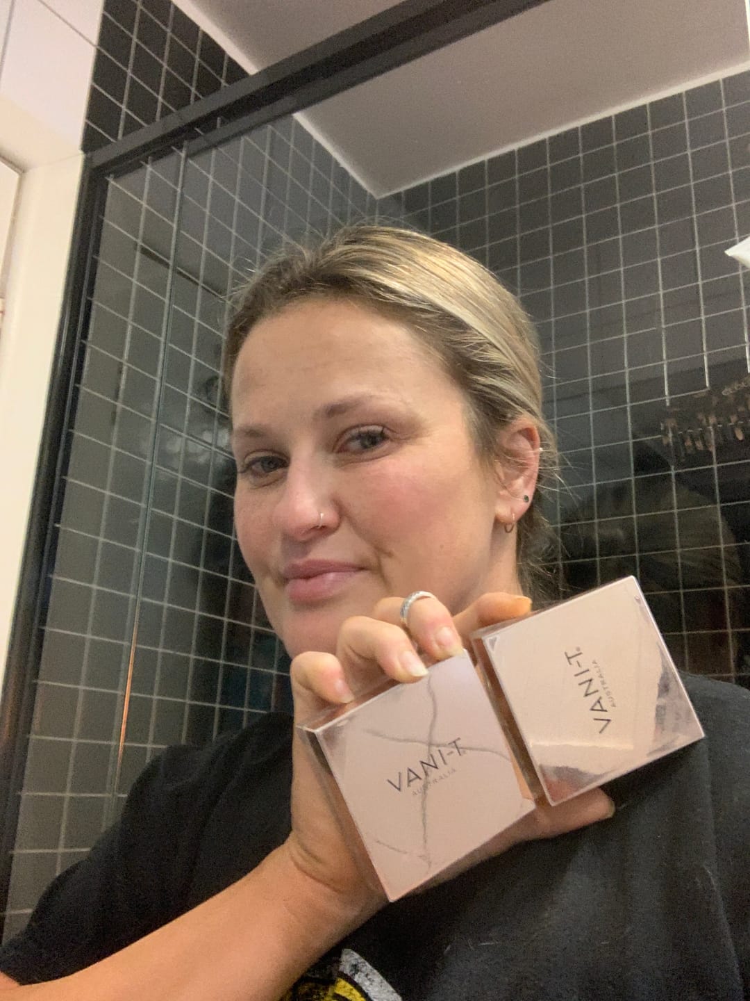 Customer photo review of Mineral Powder Foundation