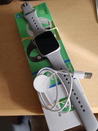 Customer photo review of Smartwatch Justin mit umfassenden Gesundheitsfeatures / IP67 Wasserdichtigkeit / 35 Tage Akkulaufzeit / 100 Sportmodi