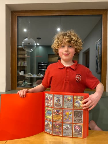 undefined review of Gamegenic Casual 24-pocket album (folder holds 480 cards) image 1 out of 1