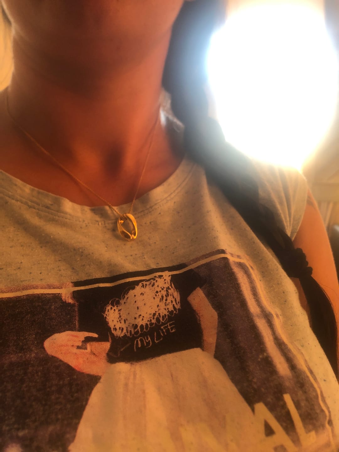 Customer photo review of Colar Pingente Elo Banhado em Ouro 18k